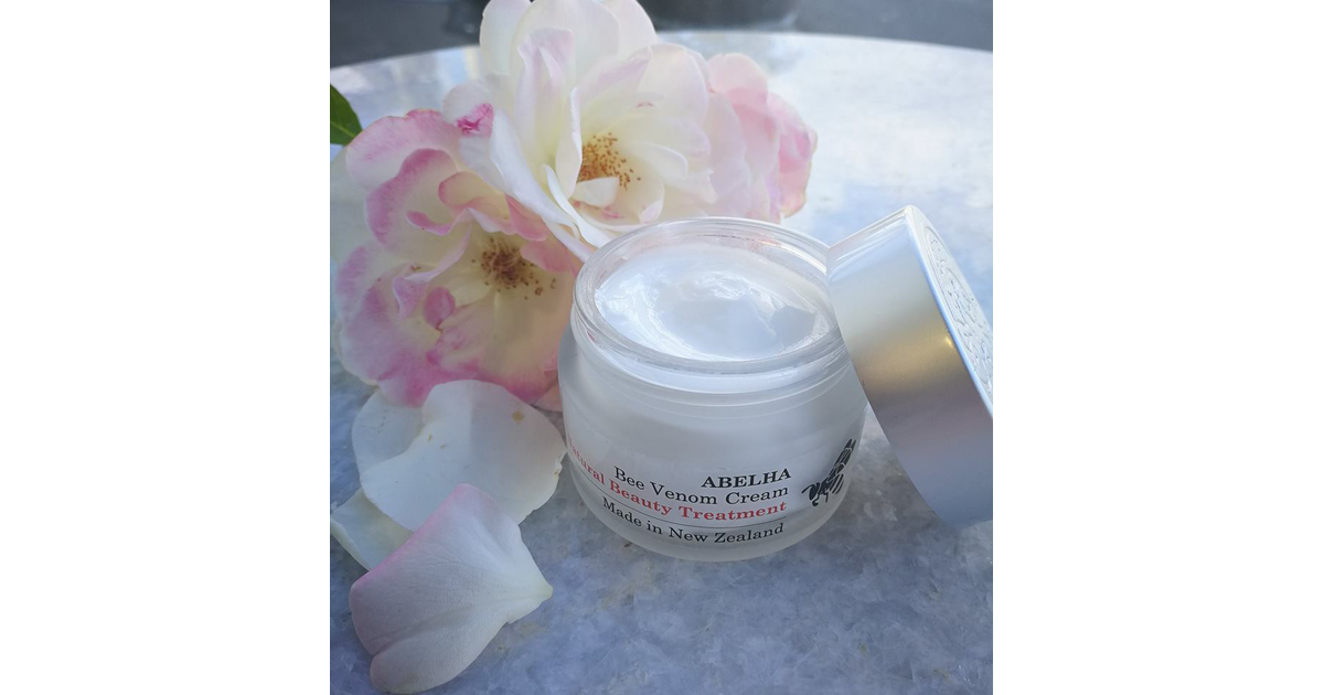 Places to shop / Abelha Cosmetics MAD on New Zealand